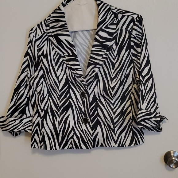 jacket - Picture 1 of 4